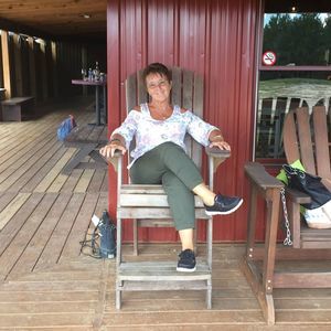 Meet your Posher, Debbie